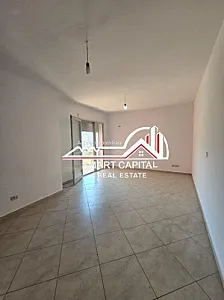 Apartament 1+1 në Shitje – Pranë – 9.6M Lek – Vlorë – I mirë — Vlorë - Foto 3