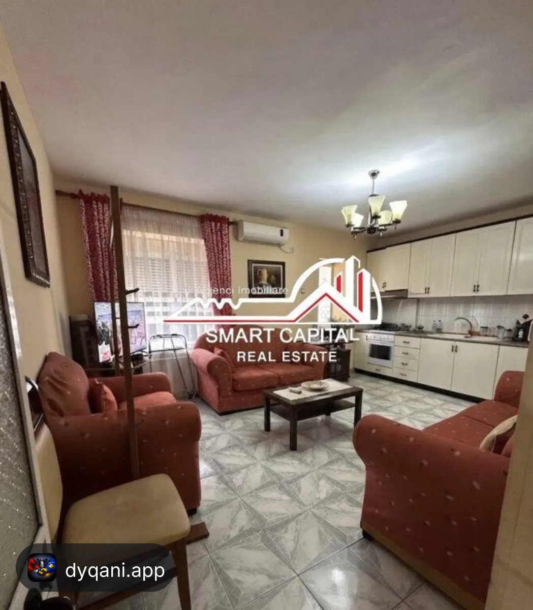 Apartament 2+1 në Shitje – Rruga Riza – 11M Lek – I mirë — Vlorë - Foto 1