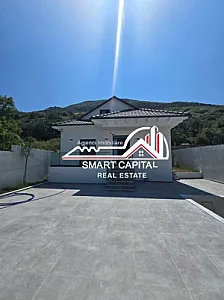 Vilë Moderne me Pishinë në Shitje – 345,000€ – Vlorë — Vlorë - Foto 3