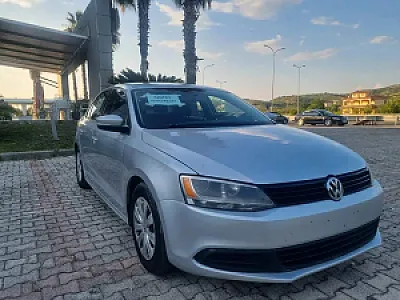 Volkswagen Jetta 2014 ekonomike – 5,500 Lek – Durrës — Durrës - Foto 1