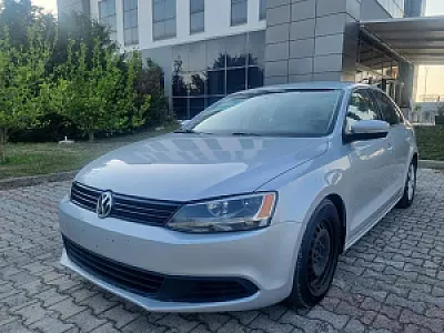 Volkswagen Jetta 2014 ekonomike – 5,500 Lek – Durrës — Durrës - Foto 2