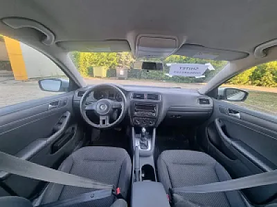 Volkswagen Jetta 2014 ekonomike – 5,500 Lek – Durrës — Durrës - Foto 7
