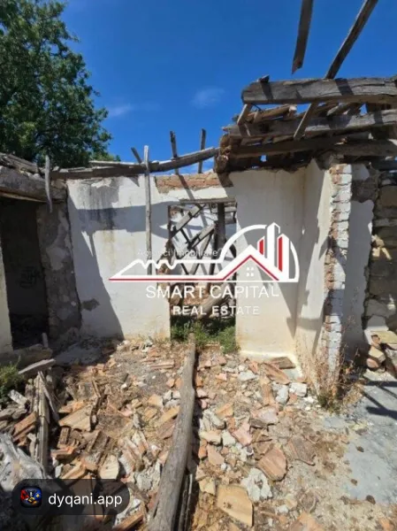 Truall 300 m² në Shitje – Pamje – 160,000€ – Vlorë – I mirë — Vlorë