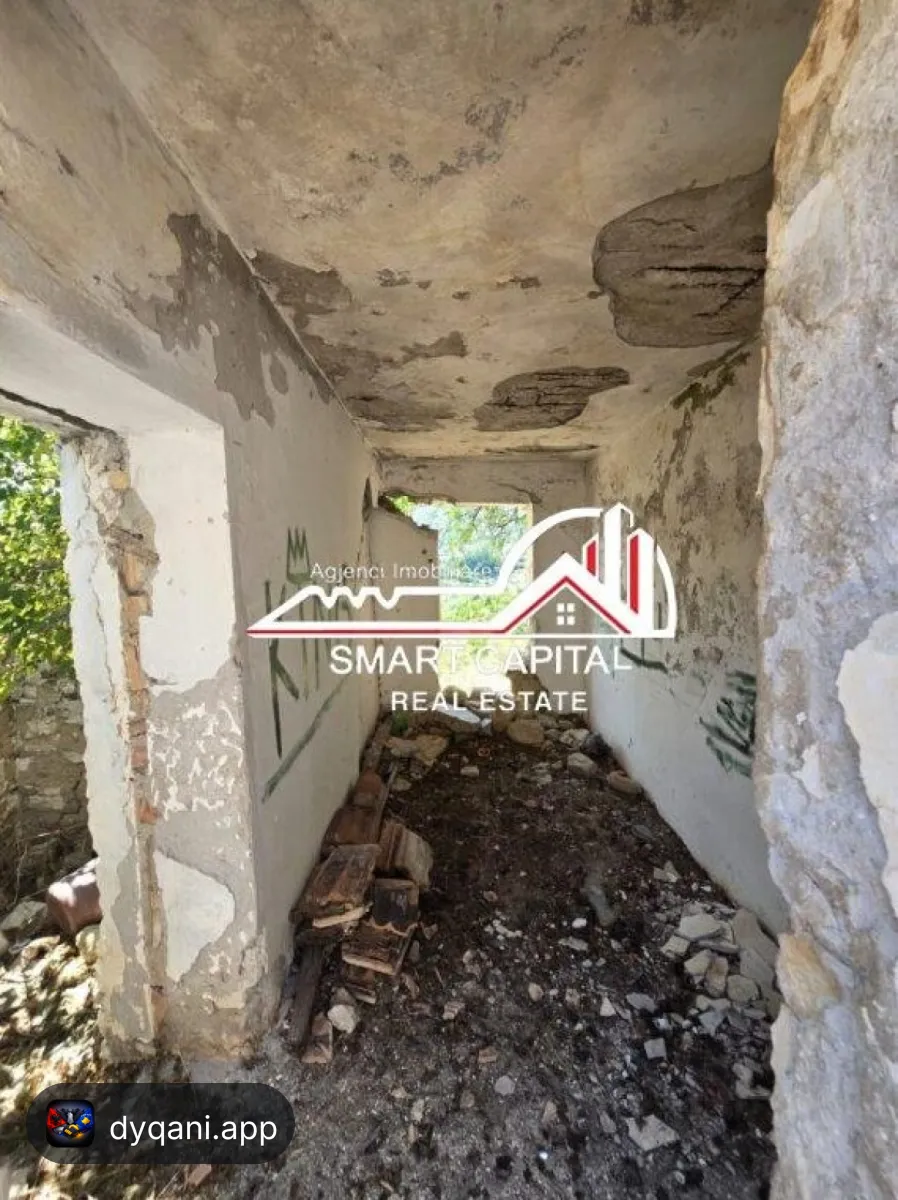 Truall 300 m² në Shitje – Pamje – 160,000€ – Vlorë – I mirë — Vlorë - Foto 9