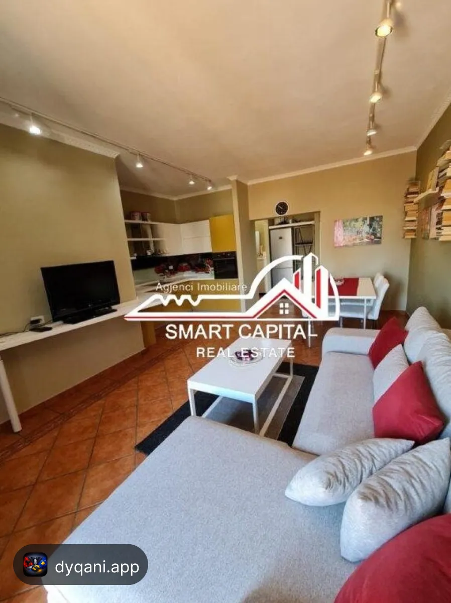 Apartament 2+1 me Qera – Çole, Vlorë – 30,000 Lek – I mirë — Vlorë - Foto 1