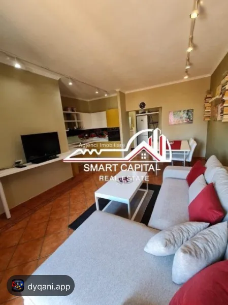 Apartament 2+1 me Qera – Çole, Vlorë – 30,000 Lek – I mirë — Vlorë