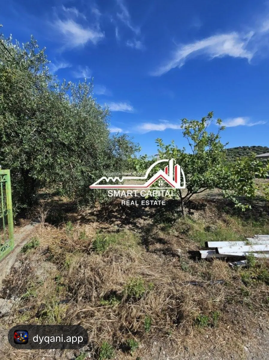 Tokë 1100 m² në Shitje – Potencial – 140,000€ – Vlorë — Vlorë - Foto 1