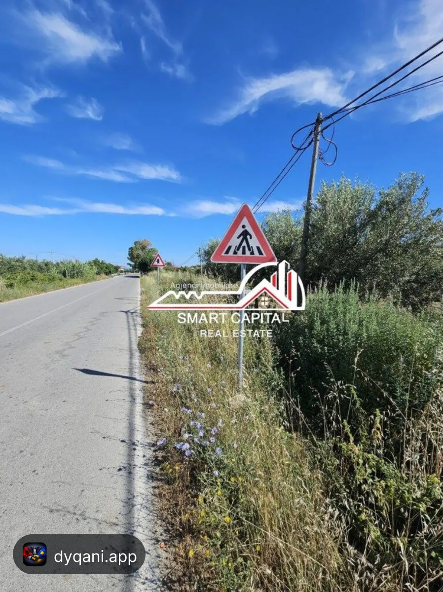 Tokë 1100 m² në Shitje – Potencial – 140,000€ – Vlorë — Vlorë - Foto 7