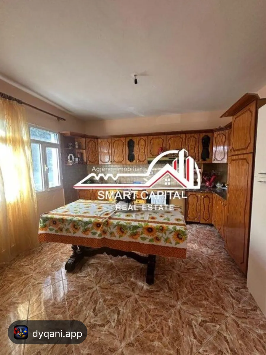 Vilë 2+1 në Shitje – Ish-Fusha – 225,000€ – I mirë — Vlorë - Foto 8