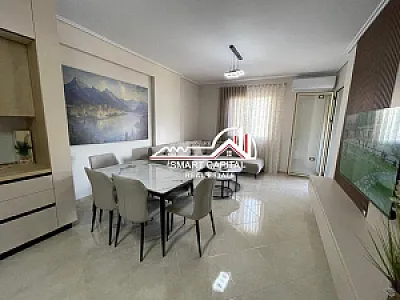 Apartament 2+1 me Qera – Pranë – 1,000€ – Vlorë – I mirë — Vlorë - Foto 1