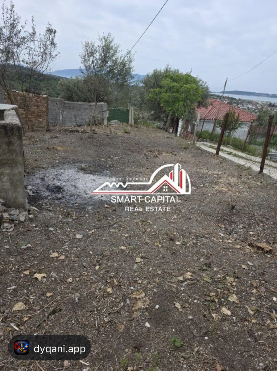 Ndërtesë + Truall në Shitje – 350m² – 45,000€ – Vlorë — Vlorë - Foto 2