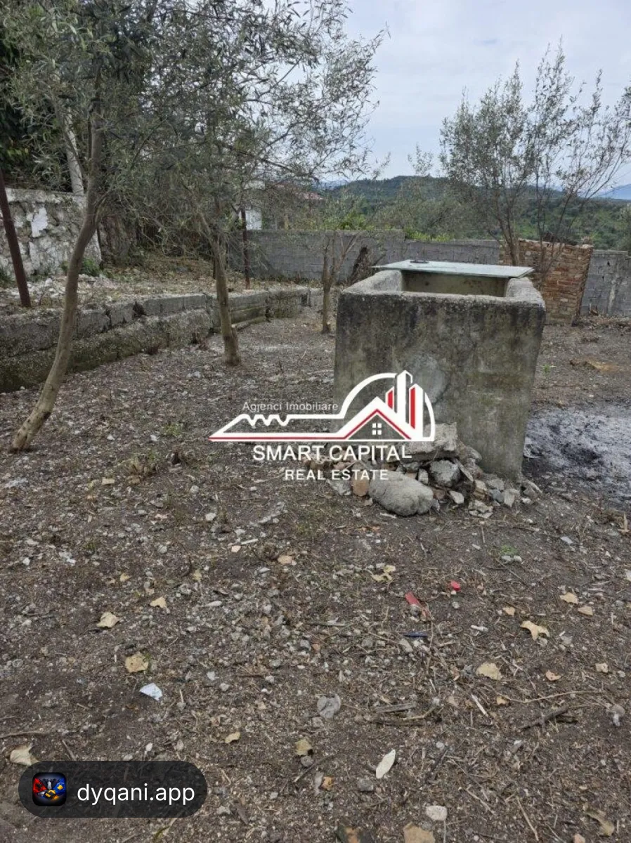 Ndërtesë + Truall në Shitje – 350m² – 45,000€ – Vlorë — Vlorë - Foto 3