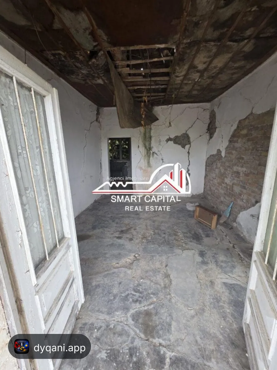 Ndërtesë + Truall në Shitje – 350m² – 45,000€ – Vlorë — Vlorë - Foto 6
