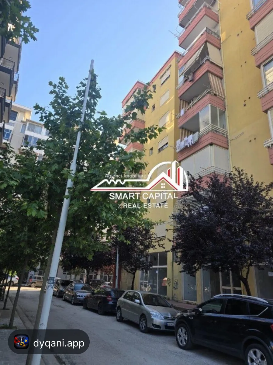 Njësi Shërbimi në Shitje – 27m² – 73,000€ – Vlorë – I mirë — Vlorë - Foto 2