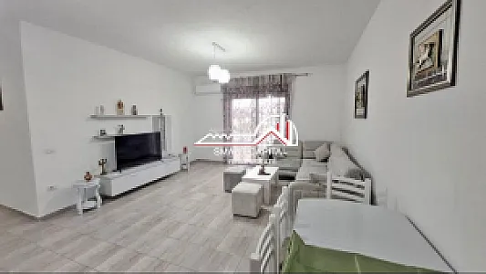 Apartament 2+1 me Qera – 38,000 Lek – Vlorë – I mirë — Vlorë - Foto 1