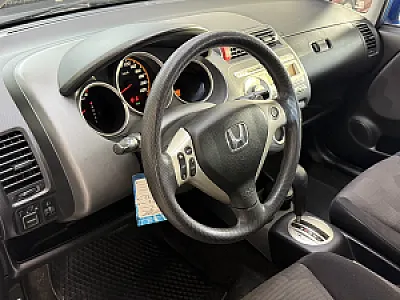 Honda Jazz 1.4 Automat 🇨🇭 — 430,000 ALL - Foto 9
