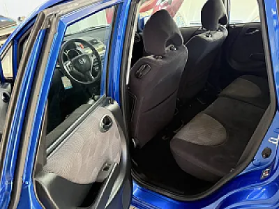 Honda Jazz 1.4 Automat 🇨🇭 — 430,000 ALL - Foto 12