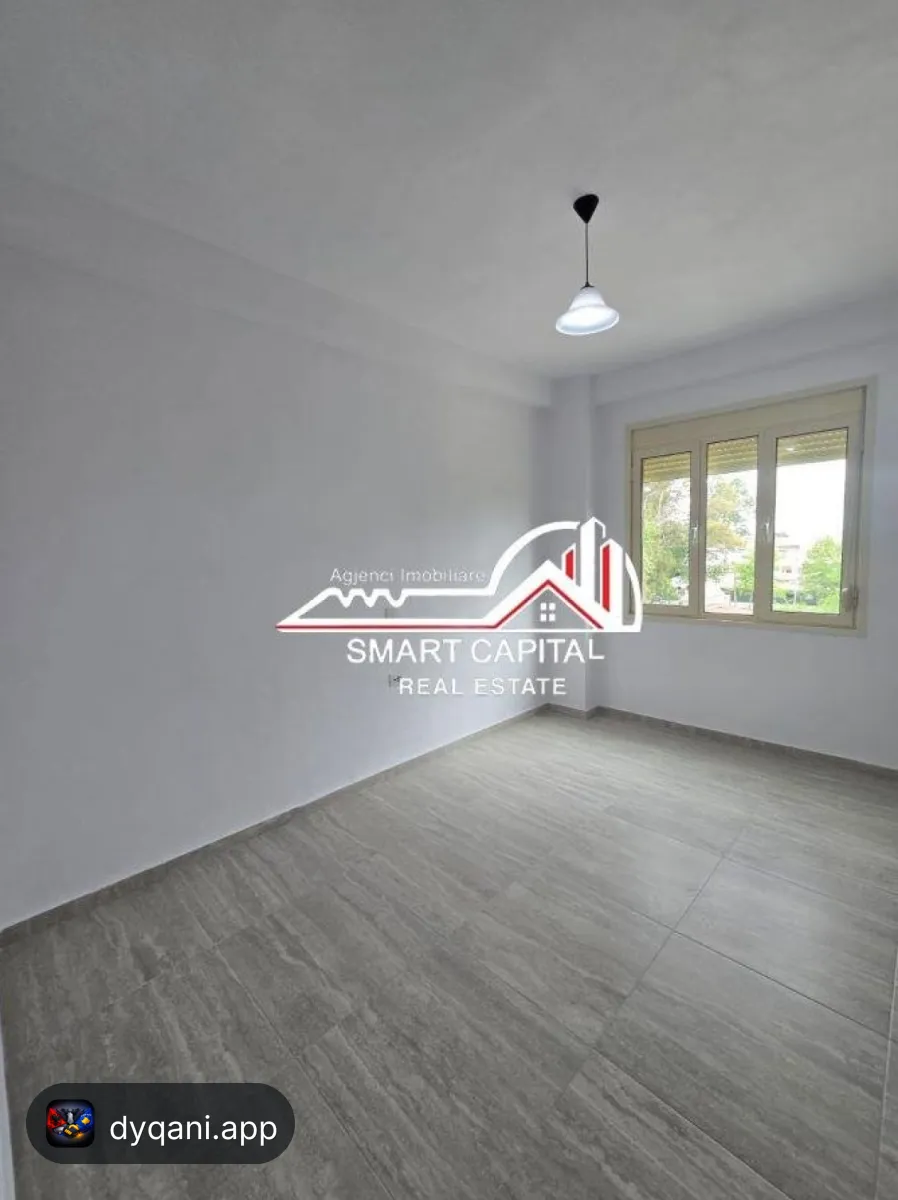 Apartament 2+1 në Shitje – Rruga Sazani – 200,000€ – I mirë — Vlorë - Foto 3