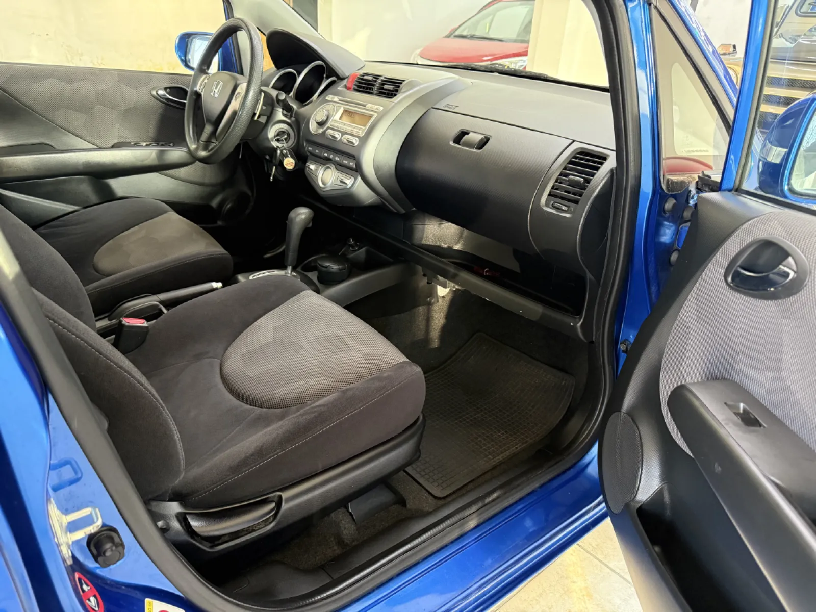 Honda Jazz 1.4 Automat 🇨🇭 — 430,000 ALL - Foto 14