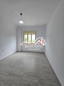Apartament 2+1 në Shitje – Rruga Sazani – 200,000€ – I mirë — Vlorë - Foto 4