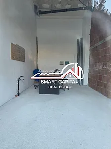 Njësi Biznesi me Qera – Lungomare, Vlorë – 350€ – I mirë — Vlorë - Foto 3