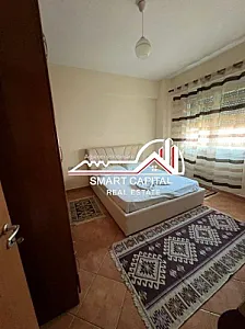 Apartament 1+1 me Qera – Rruga – 350€ – Vlorë – I mirë — Vlorë - Foto 4