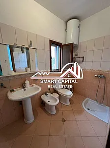 Vilë 3+1+2 në Shitje – Kodrat – 275,000€ – Vlorë – I mirë — Vlorë - Foto 8