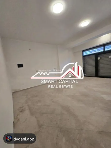 Dyqan/Magazinë 146 m² në Shitje – 50,000 Lek – Vlorë — Vlorë