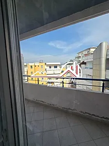 Apartament 1+1 me Qira – 35,000 Lek – Vlorë – I mirë — Vlorë - Foto 7
