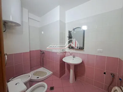 Apartament 1+1 me Qira – 40,000 Lek – Vlorë – I mirë — Vlorë - Foto 9