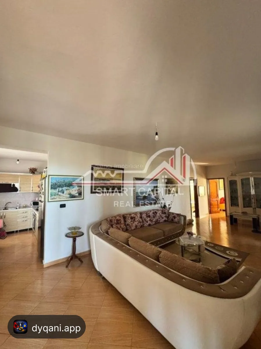 Vilë 4-Katëshe në Shitje – 720m² – 650,000€ – Vlorë – I mirë — Vlorë - Foto 10