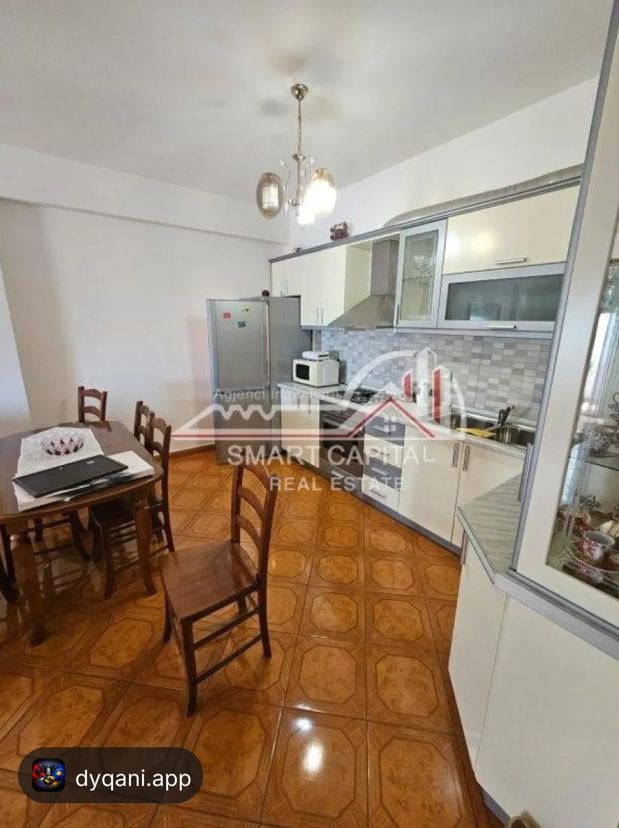 Apartament 1+1 me Qira – Përballë – 300€ – Vlorë – I mirë — Vlorë - Foto 3