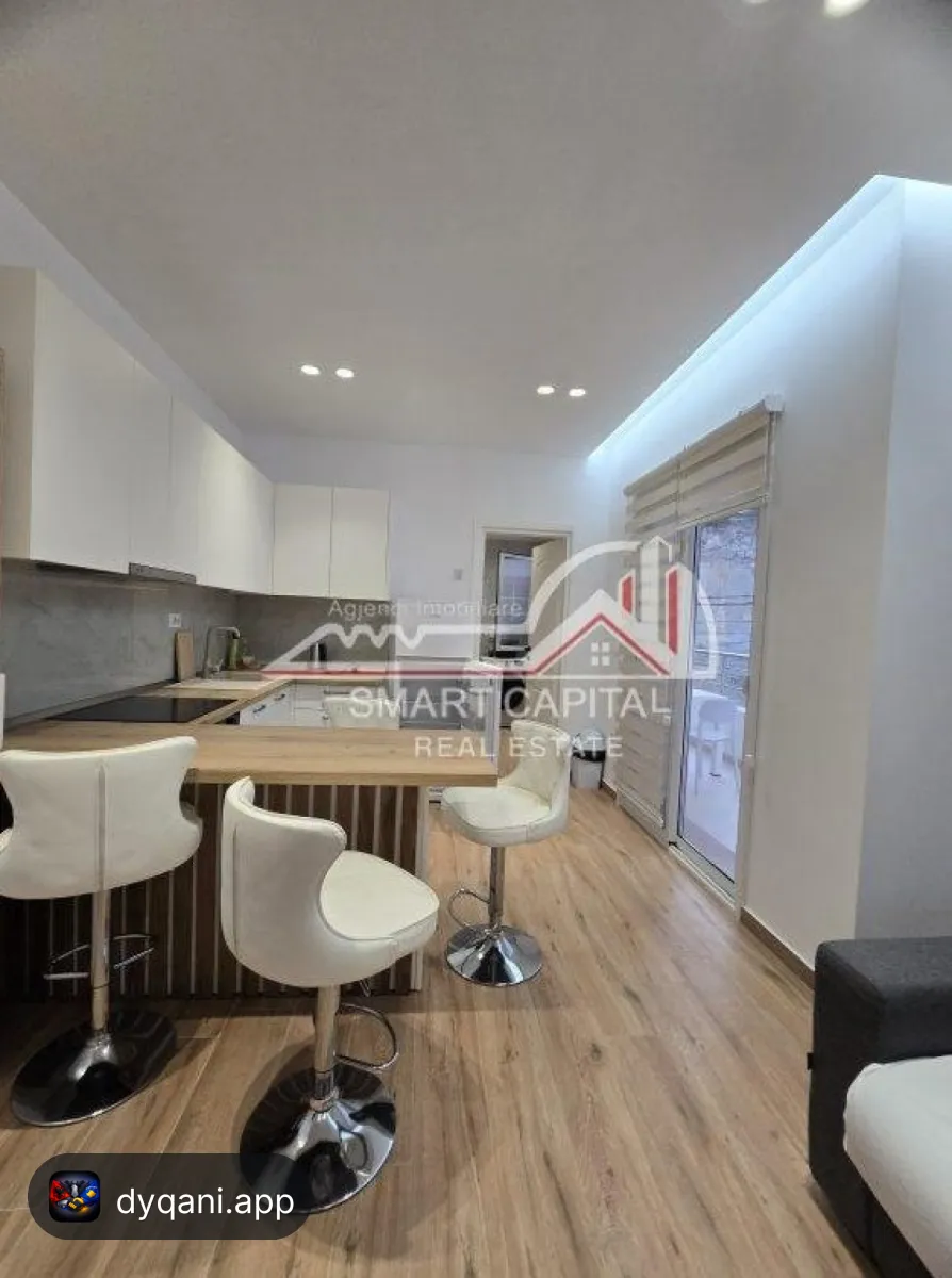 Kat i 2-të në Shitje – 132m², 3 – 150,000€ – Vlorë – I mirë — Vlorë - Foto 1