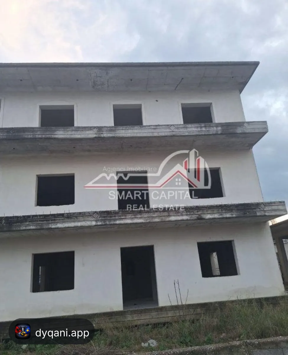 Vilë 3-Katëshe në Shitje – Fushë – 175,000€ – Vlorë – I mirë — Vlorë - Foto 2