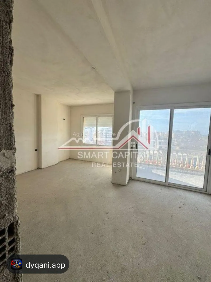 Apartament 2+1+2 në Shitje – Sheshi – 1,500€ – Vlorë — Vlorë - Foto 2