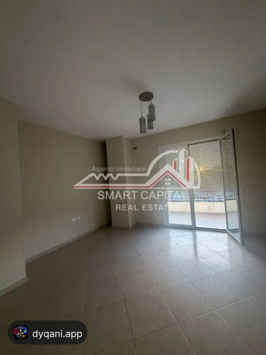 Apartament 2+1 në Shitje – Rruga e Re – 10,500,000€ – I mirë — Vlorë - Foto 1