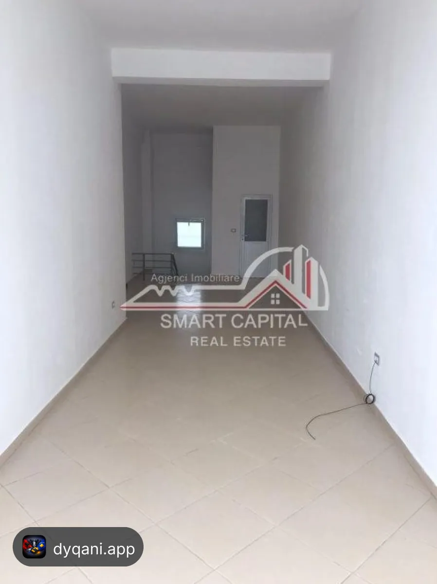 Njësi Shërbimi me Qera – 92m² – 400€ – Vlorë – I mirë — Vlorë - Foto 4