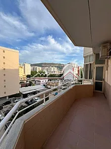 Apartament 1+1 me Qira – Mobiluar – 450€ – Vlorë – I mirë — Vlorë - Foto 6