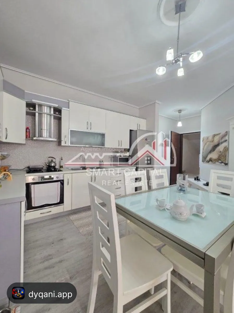 Apartament 2+2+2 në Shitje – 275,000€ – Vlorë – I mirë — Vlorë - Foto 6