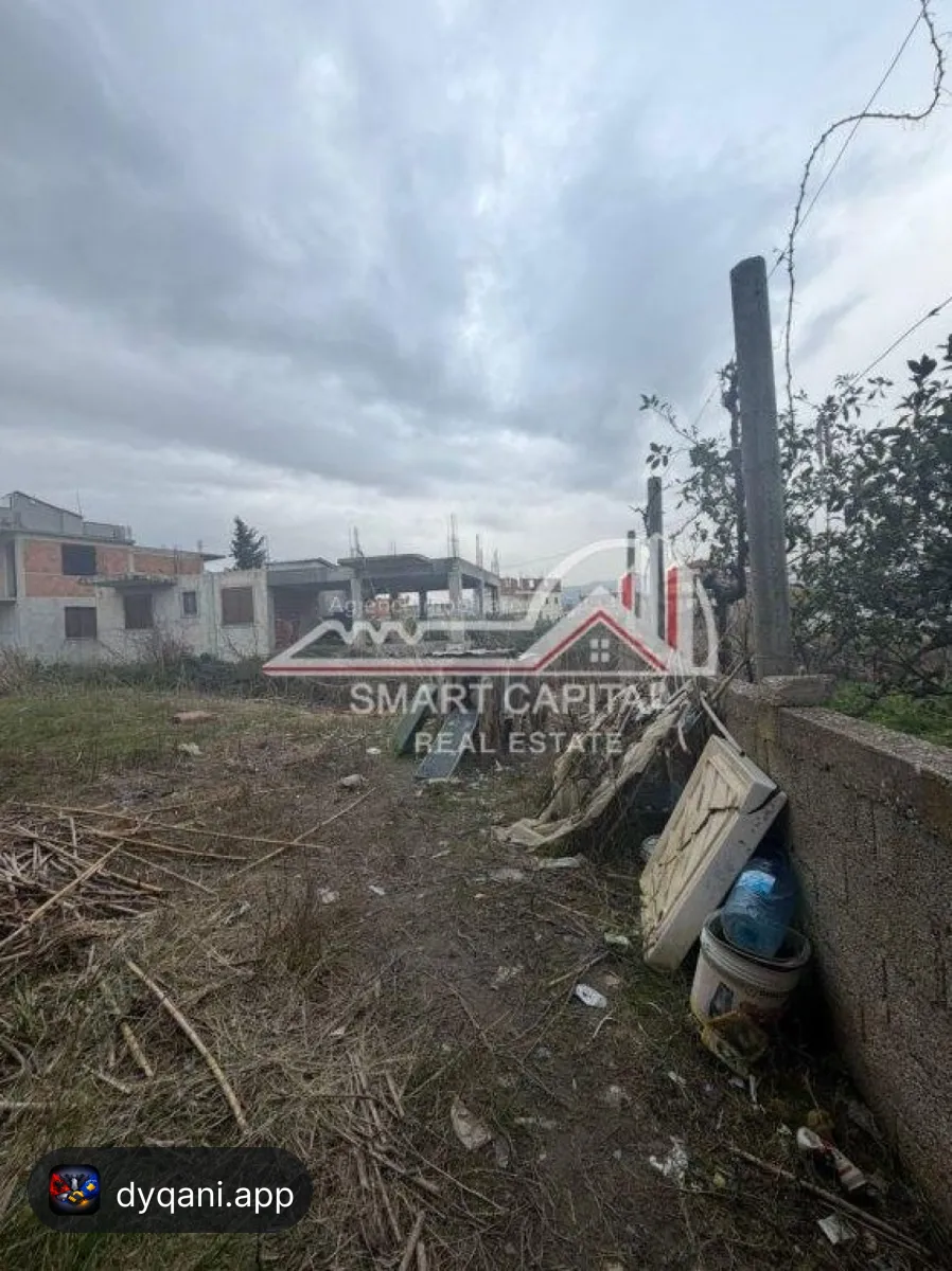 Ndërtesë + Truall në Shitje – 188 – 8,000 Lek – Vlorë — Vlorë - Foto 3