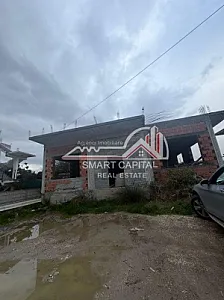 Ndërtesë + Truall në Shitje – 188 – 8,000 Lek – Vlorë — Vlorë - Foto 4