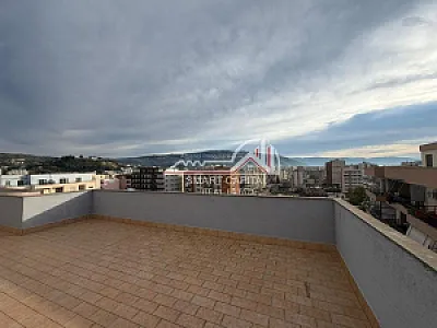 Shitet Papafingo Luksoze Ne Vlorë – 190,000€ – I mirë — Vlorë - Foto 5