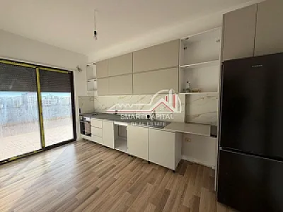 Shitet Papafingo Luksoze Ne Vlorë – 190,000€ – I mirë — Vlorë - Foto 10