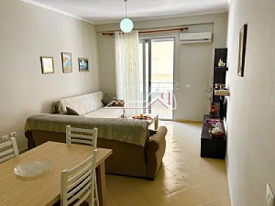 Apartament 1+1 me Qira – Mobiluar, Qendra – 300€ – I mirë — Orikum - Foto 1