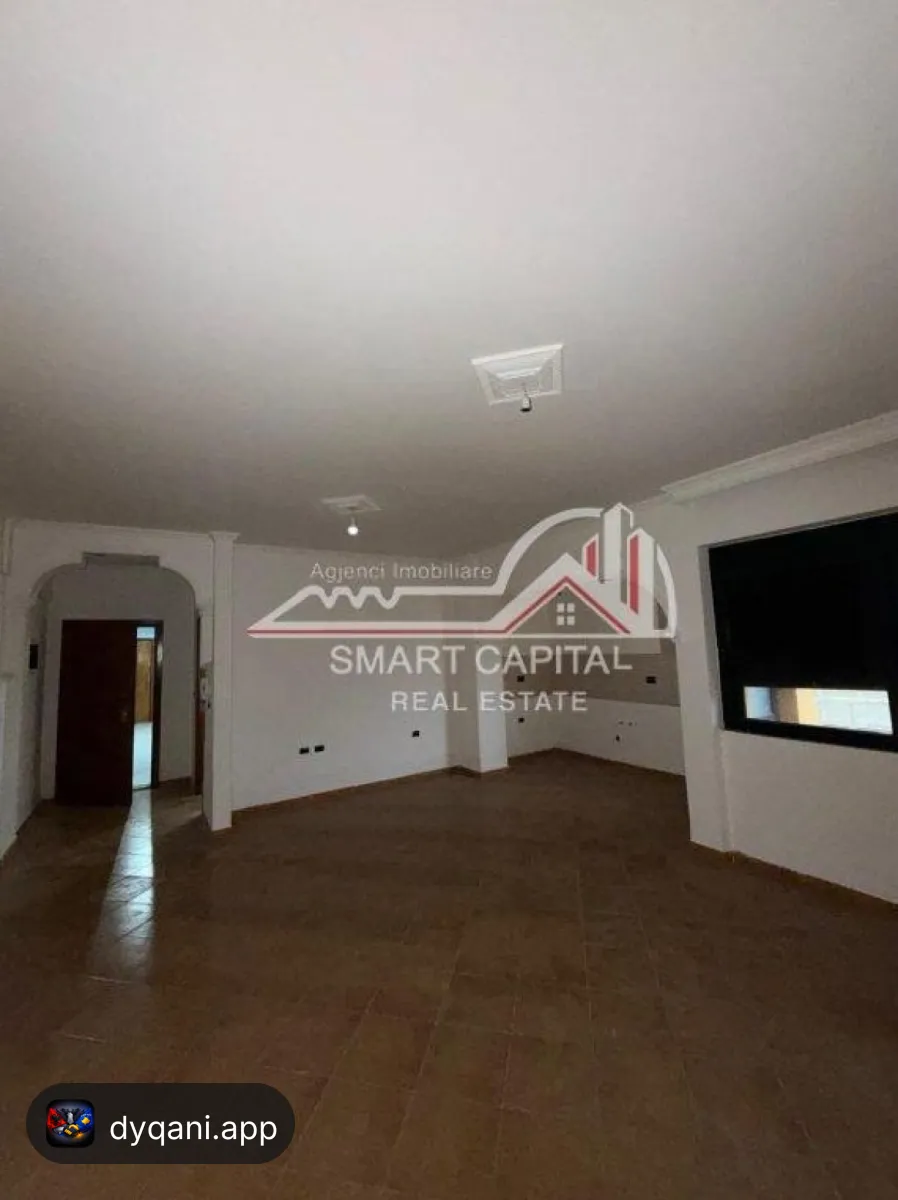 Apartament 3+1 në Shitje – Pranë Conad – 150,000€ – I mirë — Vlorë - Foto 2