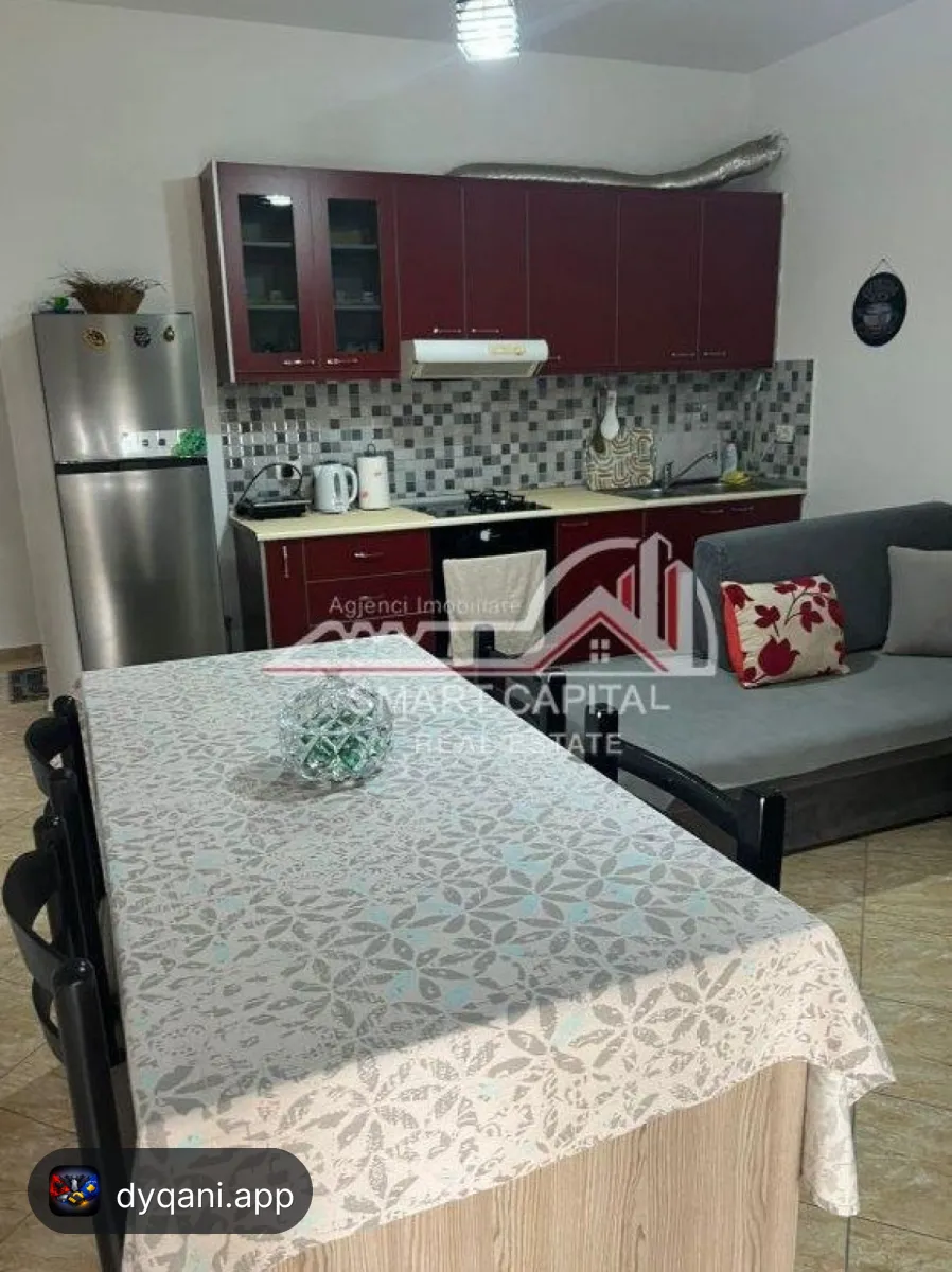Apartament 2+1+2 me Qira – Mobiluar – 450€ – Vlorë – I mirë — Vlorë - Foto 4