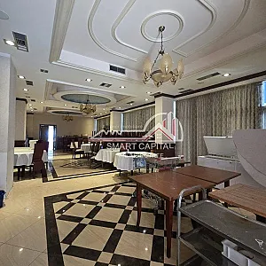 Ambient Biznesi 300m² me Qera – 2,300€ – Vlorë – I mirë — Vlorë - Foto 2