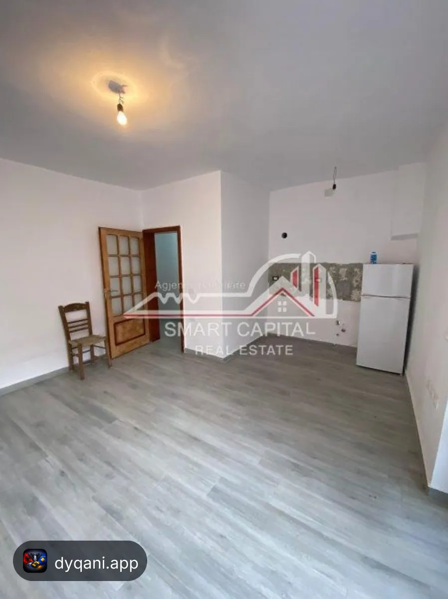 Apartament 2+1 në Shitje – Pranë – 7.5M Lek – Vlorë – I mirë — Vlorë - Foto 1
