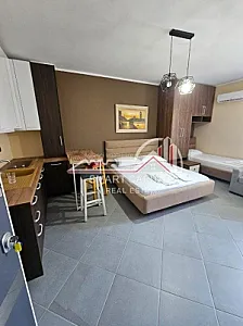 Garsoniere në Shitje – Pamje Deti – 8M Lek – Vlorë – I mirë — Vlorë - Foto 1