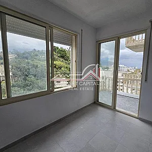 Apartament 1+1 në Shitje – Pranë Xhamisë – 1,300€ – I mirë — Vlorë - Foto 7